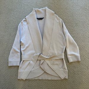 Versatile cardigan sweater with sewn in tie